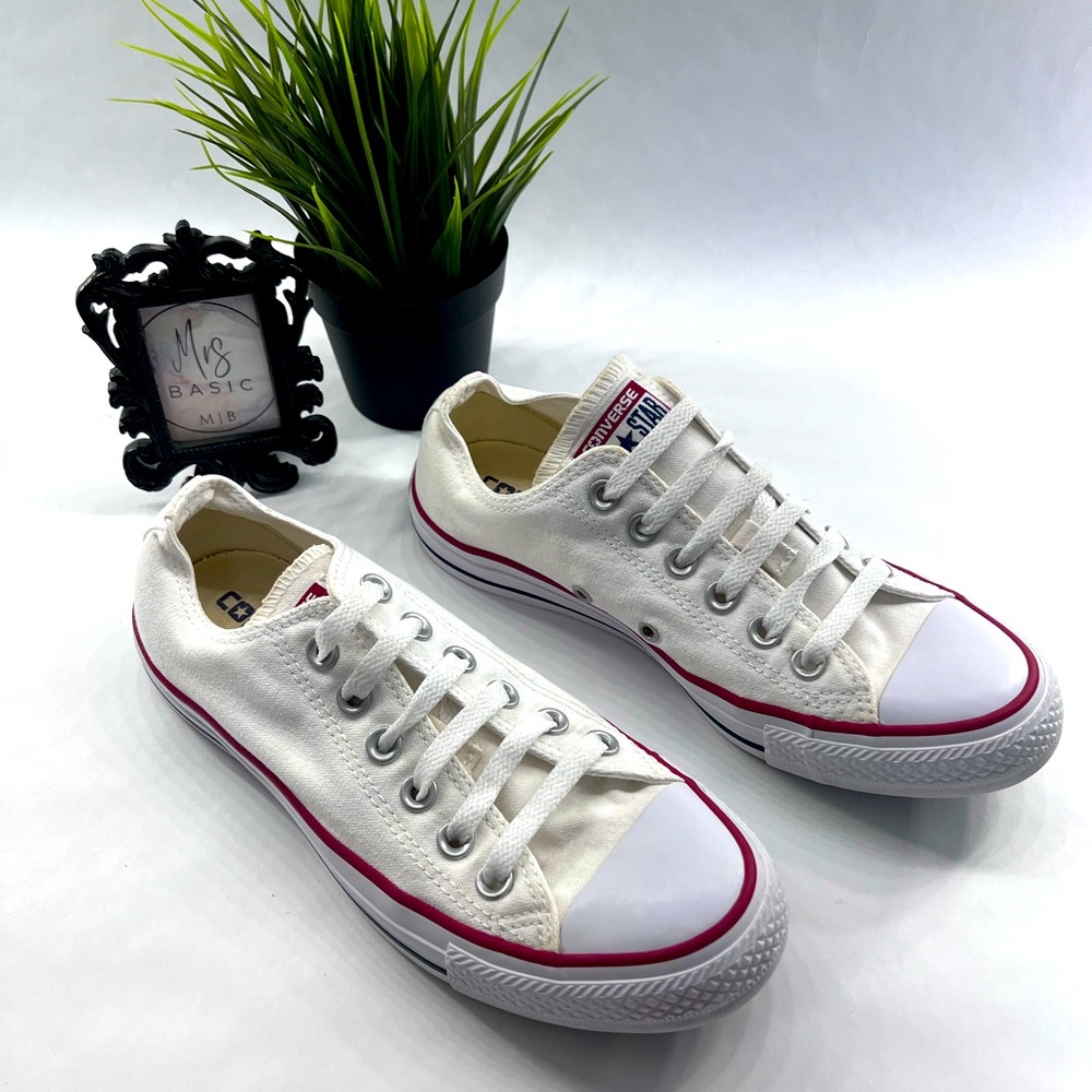 Converse Chuck Taylor All Star Low Top, Women’s Size 7